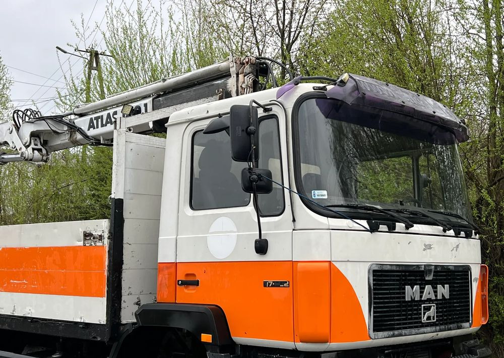 MAN 27-322 MAN 6x4 HDS ATLAS 140 - شاحنات مسطحة: صورة 2 MAN 27-322 MAN 6x4 HDS ATLAS 140 - شاحنات مسطحة: صورة 2