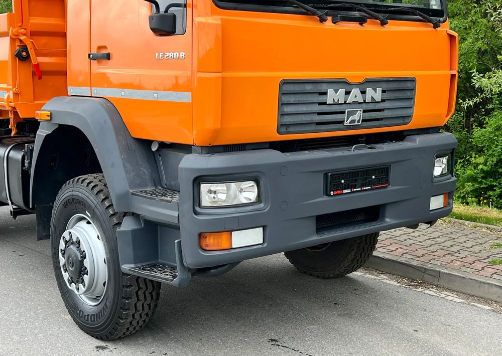 MAN * LE 280 B * MAN * 4x4 * Kiper Wywrotka x3 * Meiller * Sprowadzony * Stan Perfekcyjny * - شاحنة قلاب: صورة 3 MAN * LE 280 B * MAN * 4x4 * Kiper Wywrotka x3 * Meiller * Sprowadzony * Stan Perfekcyjny * - شاحنة قلاب: صورة 3