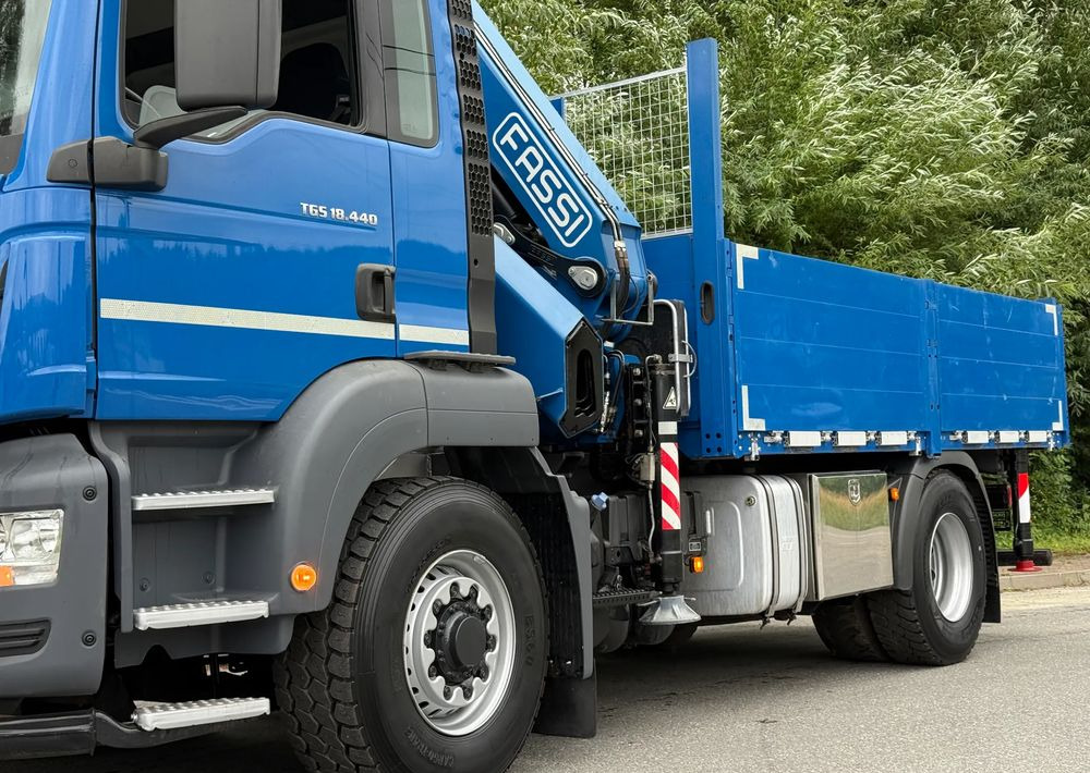 MAN * MAN 18.440 TGS * 4x4 * HDS Fassi F215 * Sprowadzony * 95 000 KM ! * Stan Jak Nowy - شاحنات مسطحة, شاحنة كرين: صورة 5 MAN * MAN 18.440 TGS * 4x4 * HDS Fassi F215 * Sprowadzony * 95 000 KM ! * Stan Jak Nowy - شاحنات مسطحة, شاحنة كرين: صورة 5