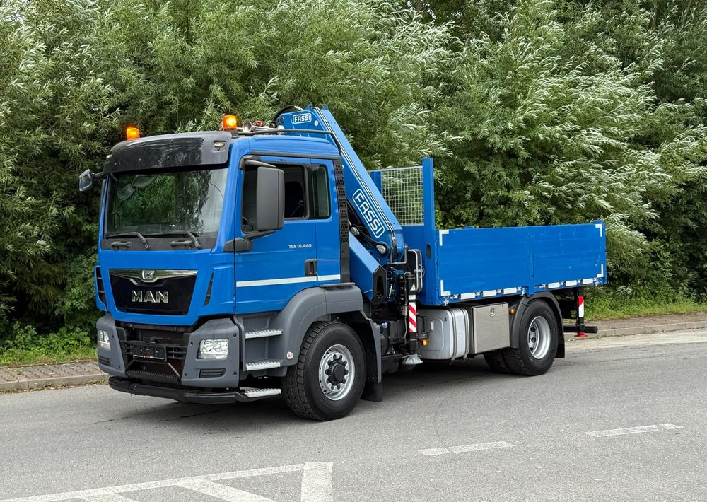 MAN * MAN 18.440 TGS * 4x4 * HDS Fassi F215 * Sprowadzony * 95 000 KM ! * Stan Jak Nowy - شاحنات مسطحة, شاحنة كرين: صورة 2 MAN * MAN 18.440 TGS * 4x4 * HDS Fassi F215 * Sprowadzony * 95 000 KM ! * Stan Jak Nowy - شاحنات مسطحة, شاحنة كرين: صورة 2