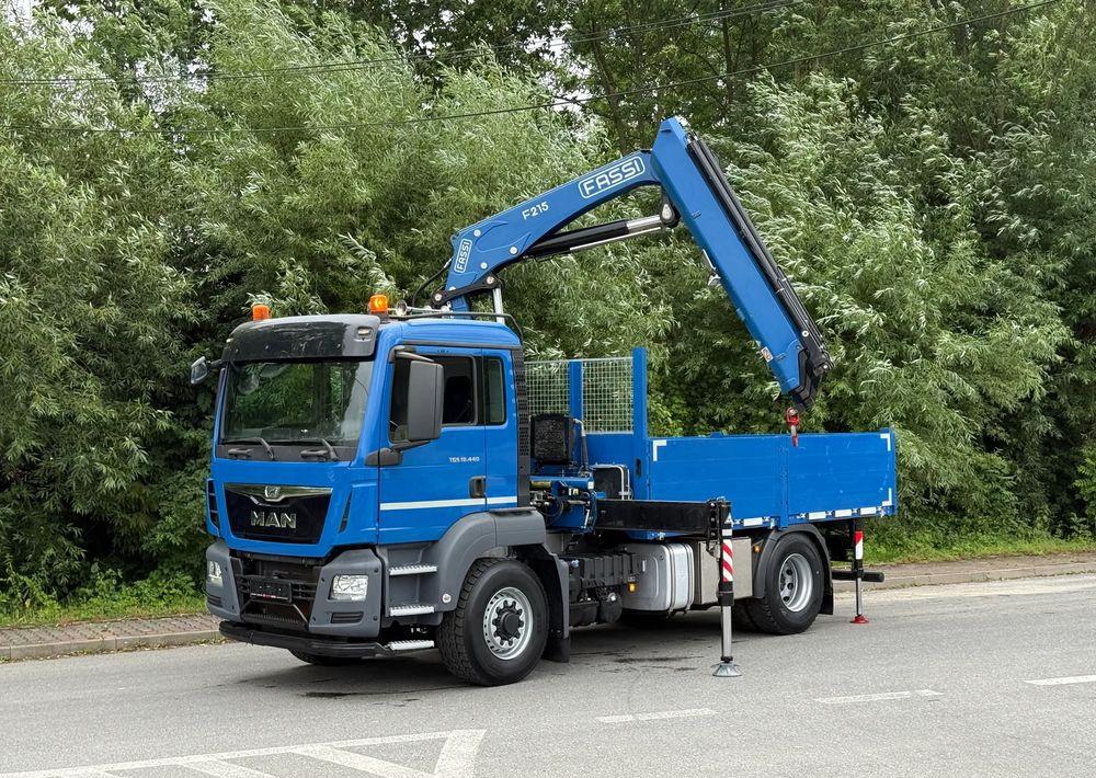 MAN * MAN 18.440 TGS * 4x4 * HDS Fassi F215 * Sprowadzony * 95 000 KM ! * Stan Jak Nowy - شاحنات مسطحة, شاحنة كرين: صورة 1 MAN * MAN 18.440 TGS * 4x4 * HDS Fassi F215 * Sprowadzony * 95 000 KM ! * Stan Jak Nowy - شاحنات مسطحة, شاحنة كرين: صورة 1