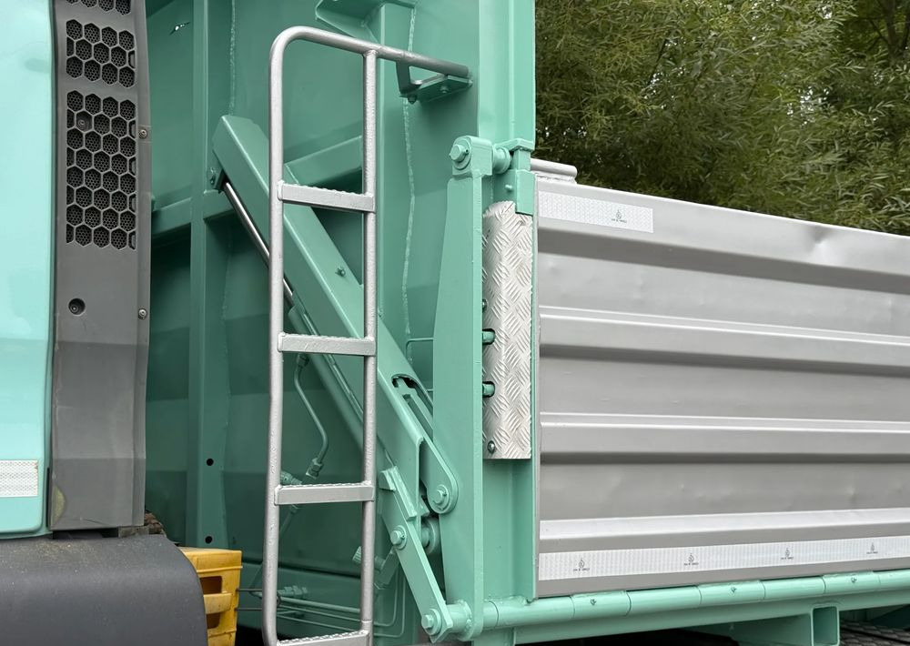 شاحنة قلاب MAN * TGA 26.410 MAN * Kiper / Wywrotka * 6x6 * Sprowadzona * Bordmatik x2 * Bardzo Dobry Stan: صورة 10 شاحنة قلاب MAN * TGA 26.410 MAN * Kiper / Wywrotka * 6x6 * Sprowadzona * Bordmatik x2 * Bardzo Dobry Stan: صورة 10