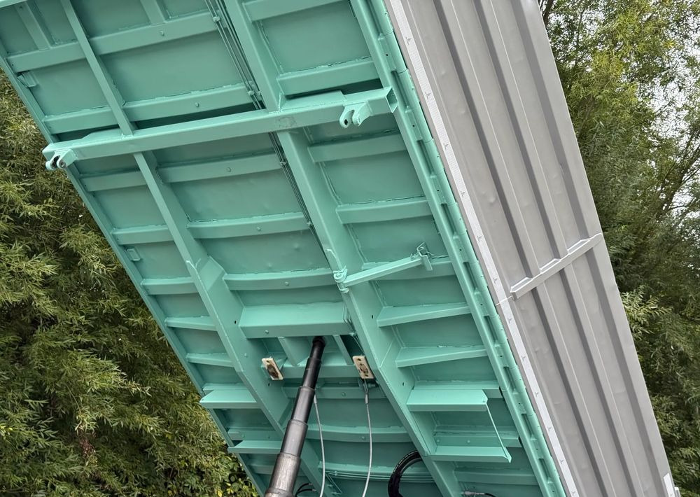 شاحنة قلاب MAN * TGA 26.410 MAN * Kiper / Wywrotka * 6x6 * Sprowadzona * Bordmatik x2 * Bardzo Dobry Stan: صورة 20 شاحنة قلاب MAN * TGA 26.410 MAN * Kiper / Wywrotka * 6x6 * Sprowadzona * Bordmatik x2 * Bardzo Dobry Stan: صورة 20