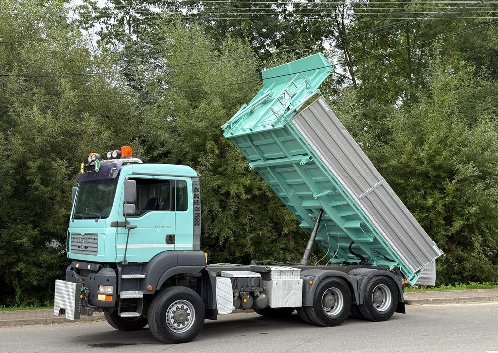 شاحنة قلاب MAN * TGA 26.410 MAN * Kiper / Wywrotka * 6x6 * Sprowadzona * Bordmatik x2 * Bardzo Dobry Stan: صورة 18 شاحنة قلاب MAN * TGA 26.410 MAN * Kiper / Wywrotka * 6x6 * Sprowadzona * Bordmatik x2 * Bardzo Dobry Stan: صورة 18