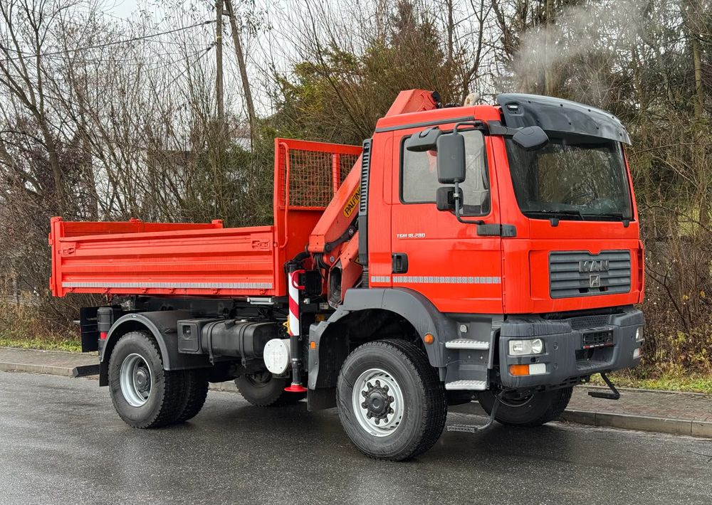MAN * TGM 18-280 MAN 4x4 HDS Palfinger PK10500 * Kiper Wywrotka * Bardzo Dobry Stan - شاحنة قلاب: صورة 2 MAN * TGM 18-280 MAN 4x4 HDS Palfinger PK10500 * Kiper Wywrotka * Bardzo Dobry Stan - شاحنة قلاب: صورة 2