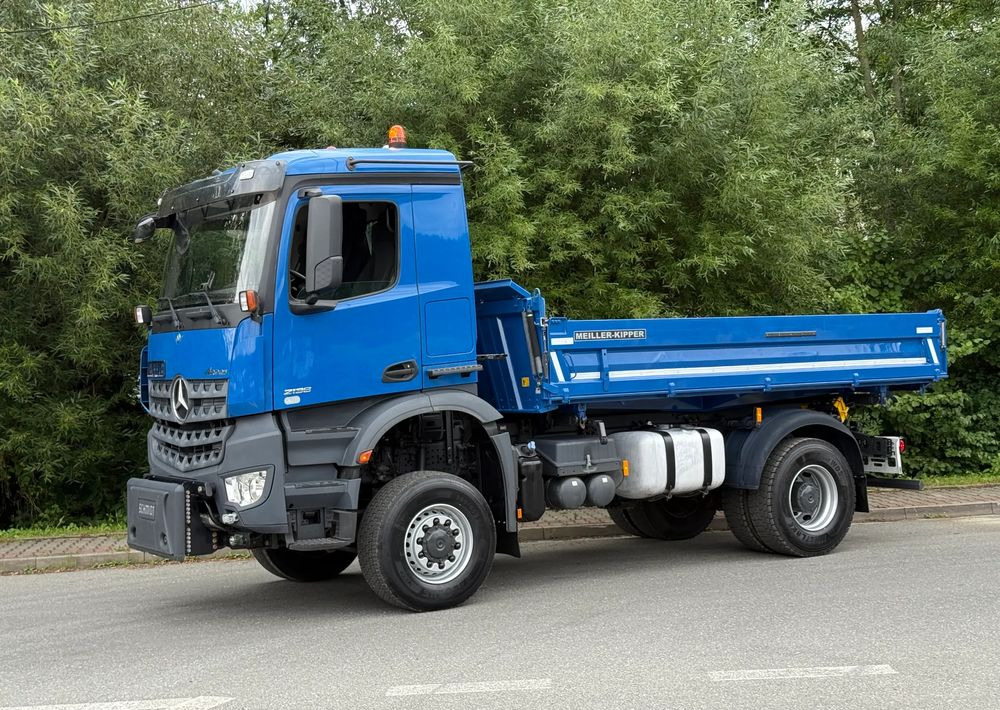 Mercedes-Benz * Arocs * 4X4 * JAK NOWY * Wywrotka Kiper Meiller * Sprowadzony * 80.700 km Oryginalnie * Mercedes - شاحنة قلاب: صورة 3 Mercedes-Benz * Arocs * 4X4 * JAK NOWY * Wywrotka Kiper Meiller * Sprowadzony * 80.700 km Oryginalnie * Mercedes - شاحنة قلاب: صورة 3