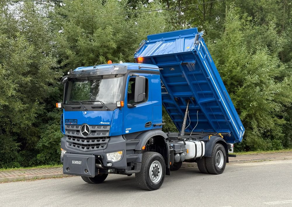 Mercedes-Benz * Arocs * 4X4 * JAK NOWY * Wywrotka Kiper Meiller * Sprowadzony * 80.700 km Oryginalnie * Mercedes - شاحنة قلاب: صورة 1 Mercedes-Benz * Arocs * 4X4 * JAK NOWY * Wywrotka Kiper Meiller * Sprowadzony * 80.700 km Oryginalnie * Mercedes - شاحنة قلاب: صورة 1