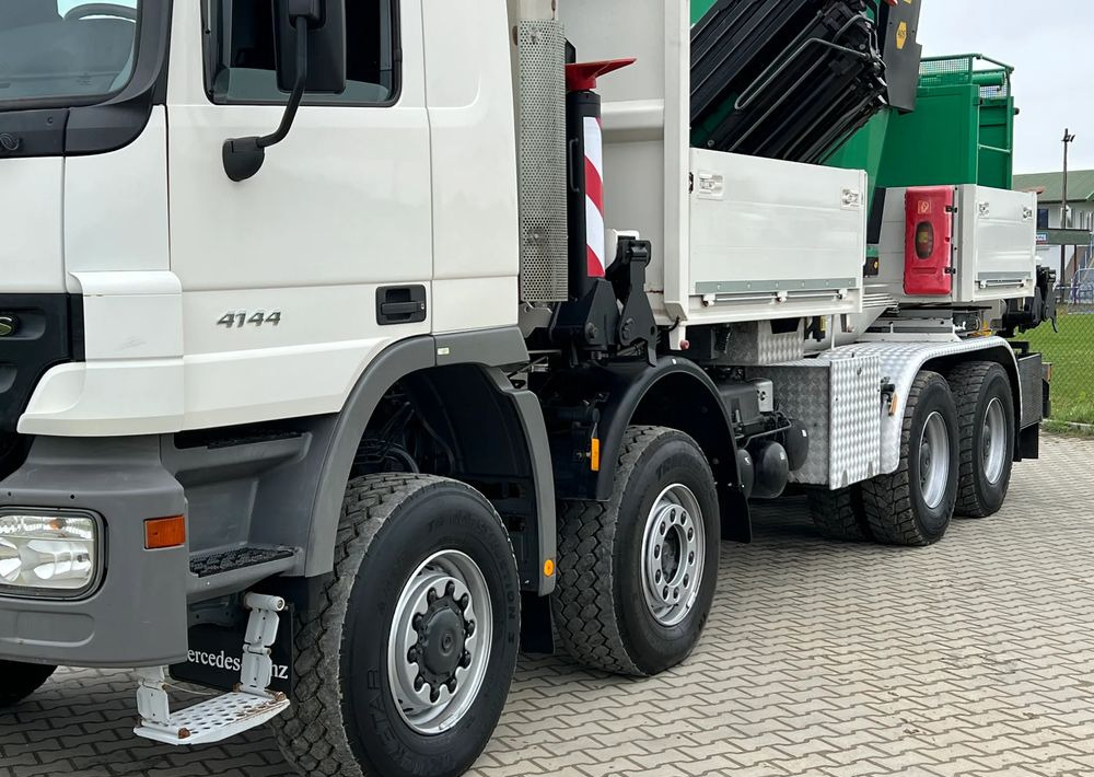 Mercedes-Benz * HDS Palfinger 150002 + FLY JIB PJ 170 * Mercedes Actros 8x6 * Dźwig * 40 TON * Wyciągarka * 35 Metrów * Kosz * - شاحنة كرين: صورة 5 Mercedes-Benz * HDS Palfinger 150002 + FLY JIB PJ 170 * Mercedes Actros 8x6 * Dźwig * 40 TON * Wyciągarka * 35 Metrów * Kosz * - شاحنة كرين: صورة 5