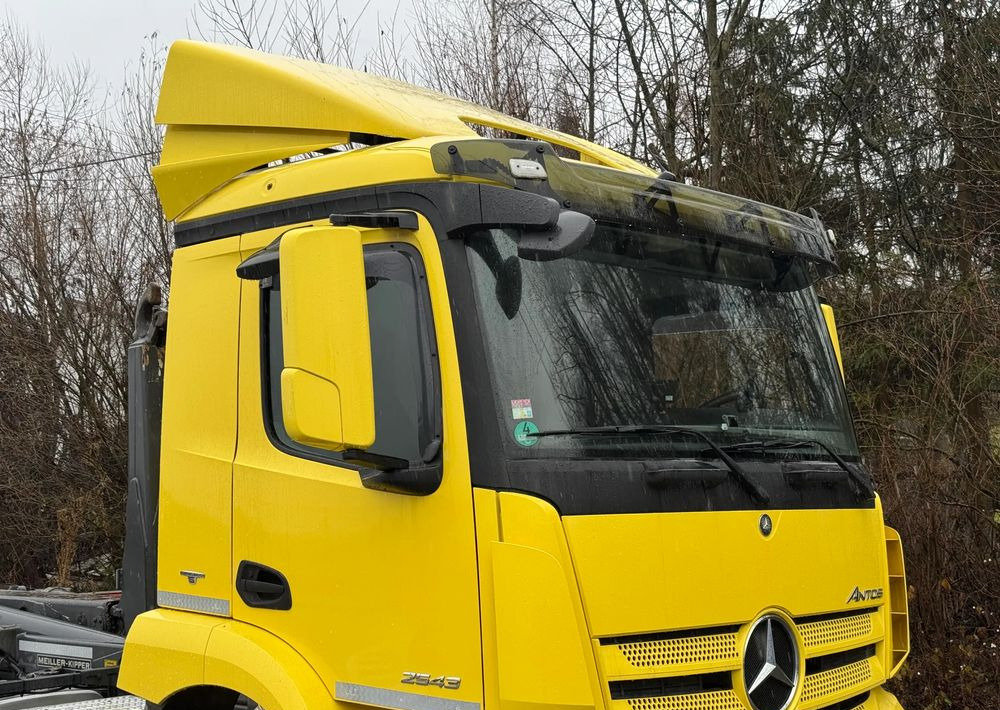 Mercedes-Benz * Hakowiec * Mercedes Antos 2543 * Sprowadzony * Stan Perfekcyjny - شاحنة ذات خطاف: صورة 5 Mercedes-Benz * Hakowiec * Mercedes Antos 2543 * Sprowadzony * Stan Perfekcyjny - شاحنة ذات خطاف: صورة 5