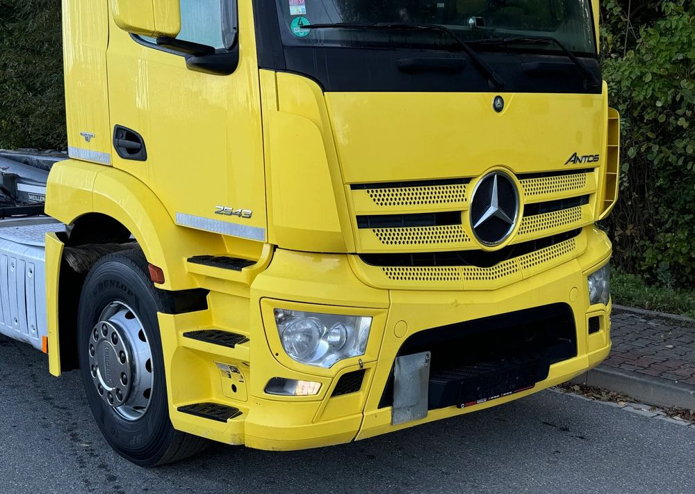 Mercedes-Benz * Hakowiec * Mercedes Antos 2543 * Sprowadzony * Stan Perfekcyjny - شاحنة ذات خطاف: صورة 3 Mercedes-Benz * Hakowiec * Mercedes Antos 2543 * Sprowadzony * Stan Perfekcyjny - شاحنة ذات خطاف: صورة 3