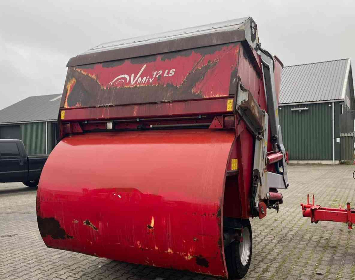 BVL V-Mix 12 LS Voermengwagen Voermachines - عربة خلط الأعلاف: صورة 5 BVL V-Mix 12 LS Voermengwagen Voermachines - عربة خلط الأعلاف: صورة 5