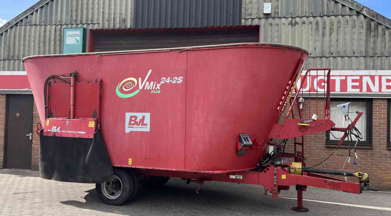 BVL V-Mix 24-2S Voermengwagen voermachines - عربة خلط الأعلاف: صورة 3 BVL V-Mix 24-2S Voermengwagen voermachines - عربة خلط الأعلاف: صورة 3