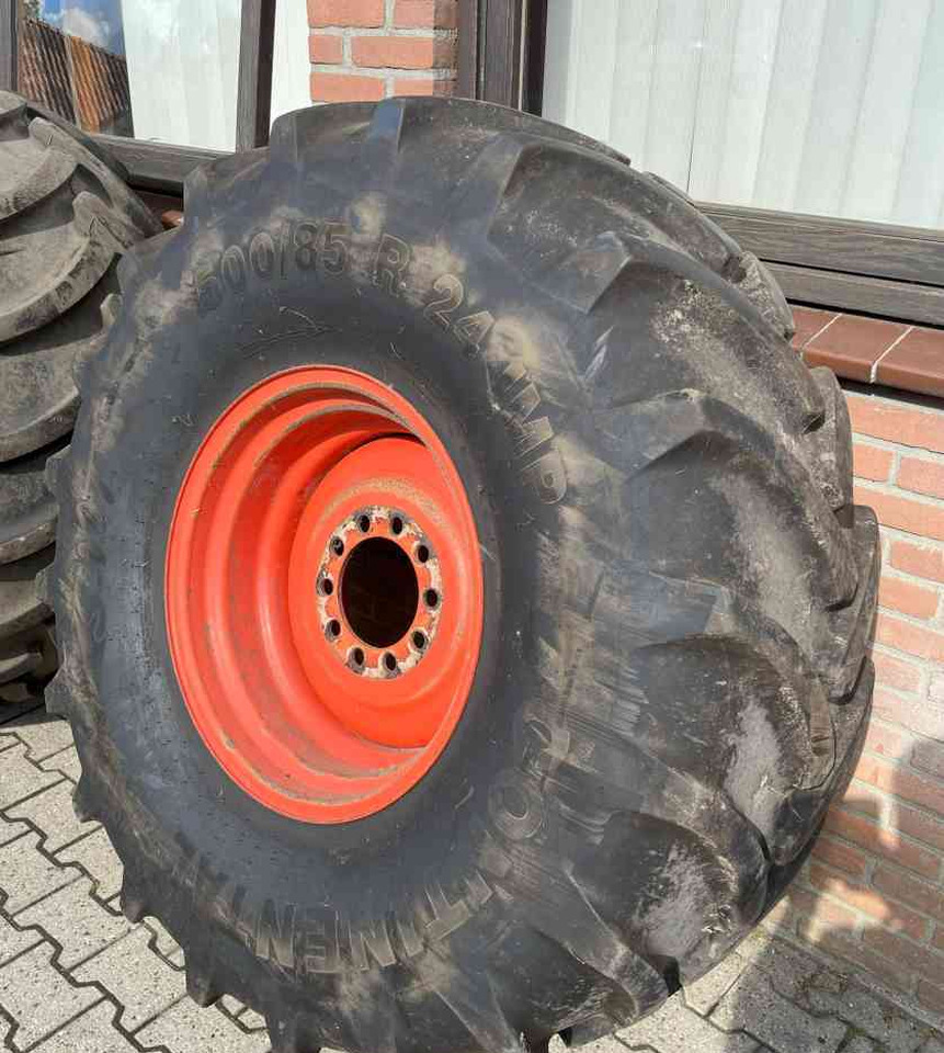 Continental Continental/Mitas 500/85R24 banden, Claas combine diversen - الإطارات والجنوط - الآلات الزراعية: صورة 5 Continental Continental/Mitas 500/85R24 banden, Claas combine diversen - الإطارات والجنوط - الآلات الزراعية: صورة 5