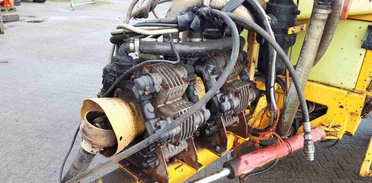Dubex Vector 33 m. 3200 l. veldspuiten - بخاخ مقطورة: صورة 5 Dubex Vector 33 m. 3200 l. veldspuiten - بخاخ مقطورة: صورة 5