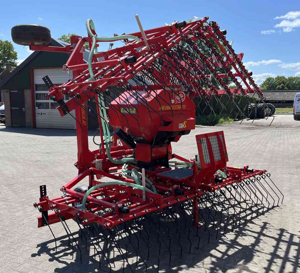 Einbock Pneumaticstar 600 STI weideg weidebouwmachines - مشط العشب: صورة 4 Einbock Pneumaticstar 600 STI weideg weidebouwmachines - مشط العشب: صورة 4