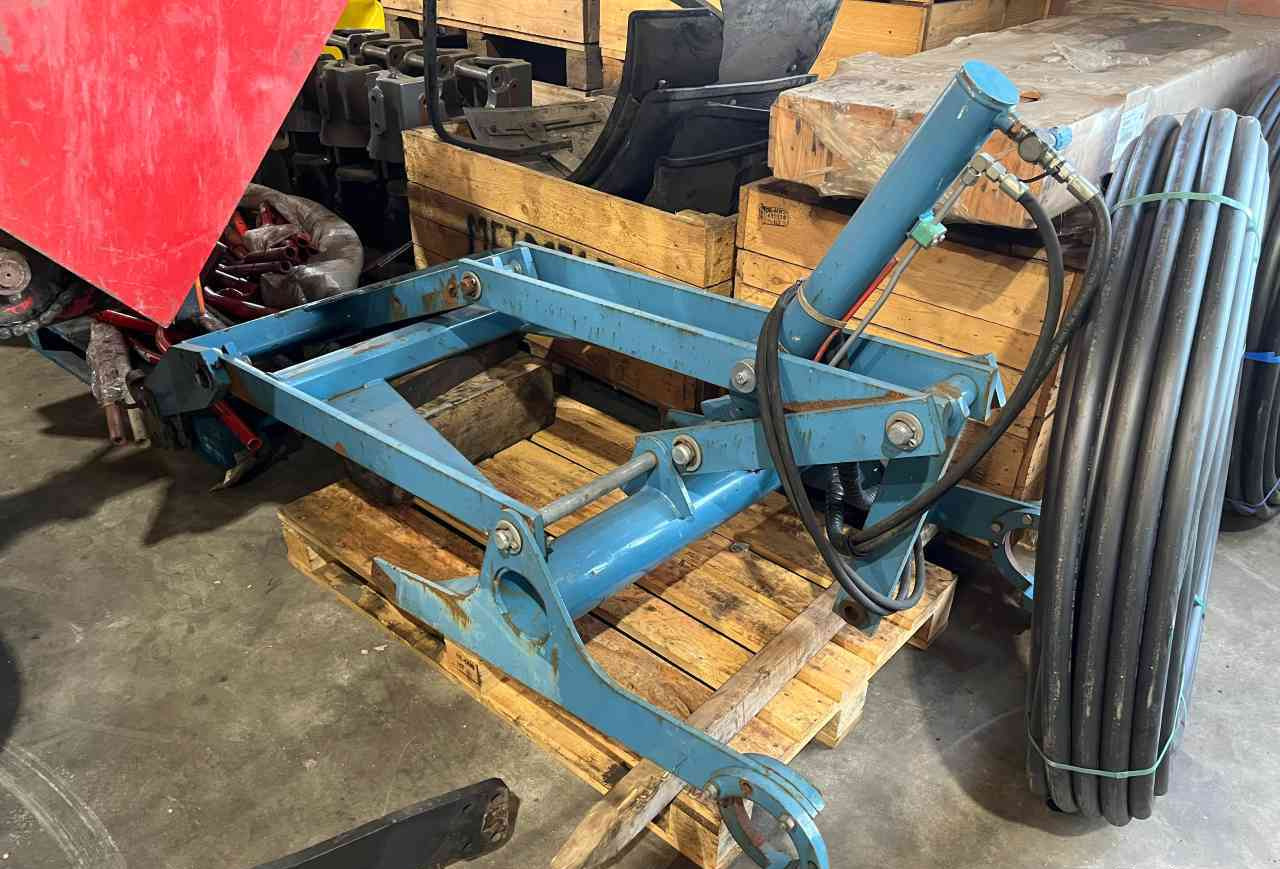 Imants Hef passend aan onderImants 47 spitmachine grondbewerking - معدات حرث التربة: صورة 1 Imants Hef passend aan onderImants 47 spitmachine grondbewerking - معدات حرث التربة: صورة 1