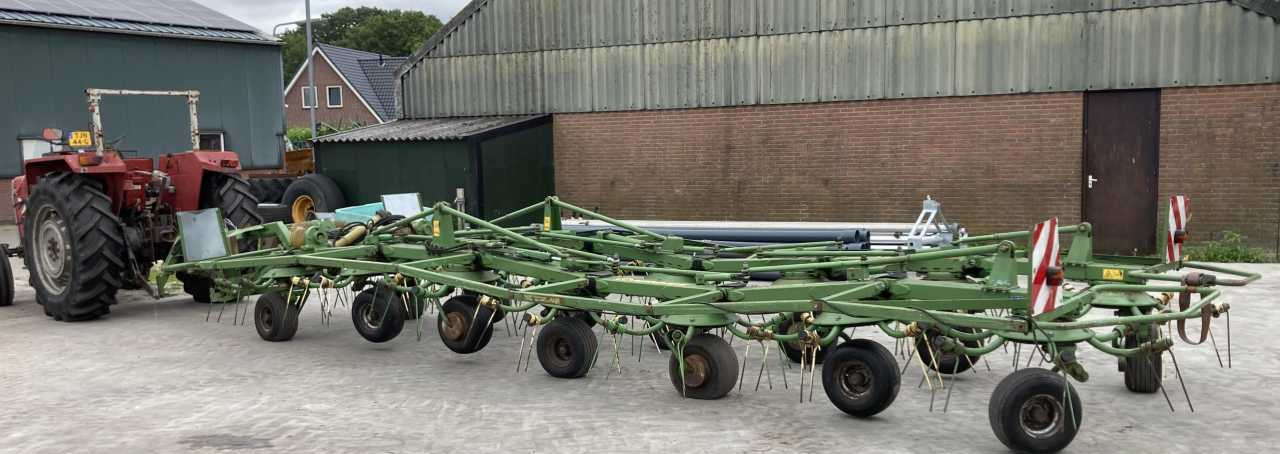 Krone KW 15.02/14 schudder weidebouwmachines - آلة تيبيس العشب/ آلة جمع العشب: صورة 2 Krone KW 15.02/14 schudder weidebouwmachines - آلة تيبيس العشب/ آلة جمع العشب: صورة 2