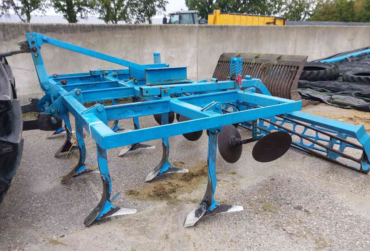Lemken Smaragd, Cultivator, Vleugelschaar, Grondbewerking - المحراث: صورة 1 Lemken Smaragd, Cultivator, Vleugelschaar, Grondbewerking - المحراث: صورة 1