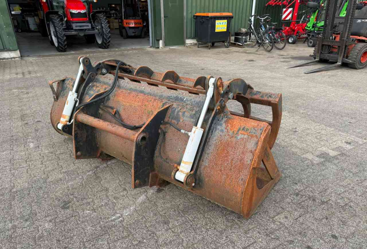 Manitou 240 pelikaanbak kuilbak mestbak - معدات السيلاج: صورة 3 Manitou 240 pelikaanbak kuilbak mestbak - معدات السيلاج: صورة 3