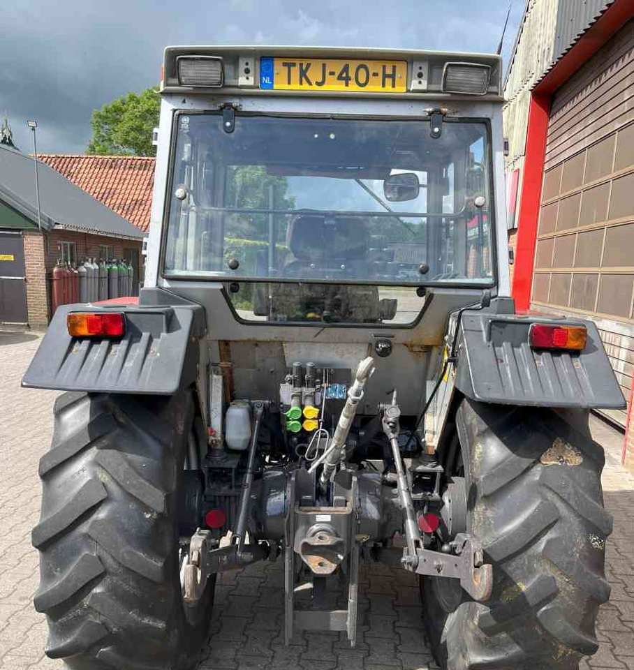 Massey Ferguson 352 Turbo Tractoren. - جرار: صورة 5 Massey Ferguson 352 Turbo Tractoren. - جرار: صورة 5
