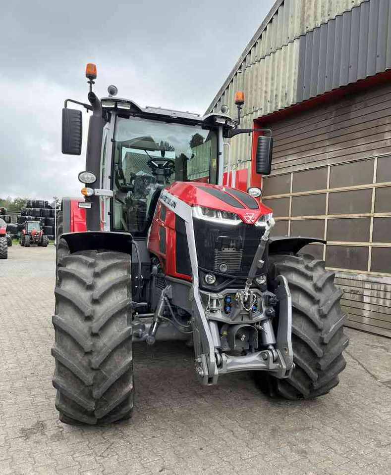 Massey Ferguson 8S.225 Dyna-VT Exclusive Tractoren Massey Ferguson 8S.225 Dyna-VT Exclusive Tractoren: صورة 6