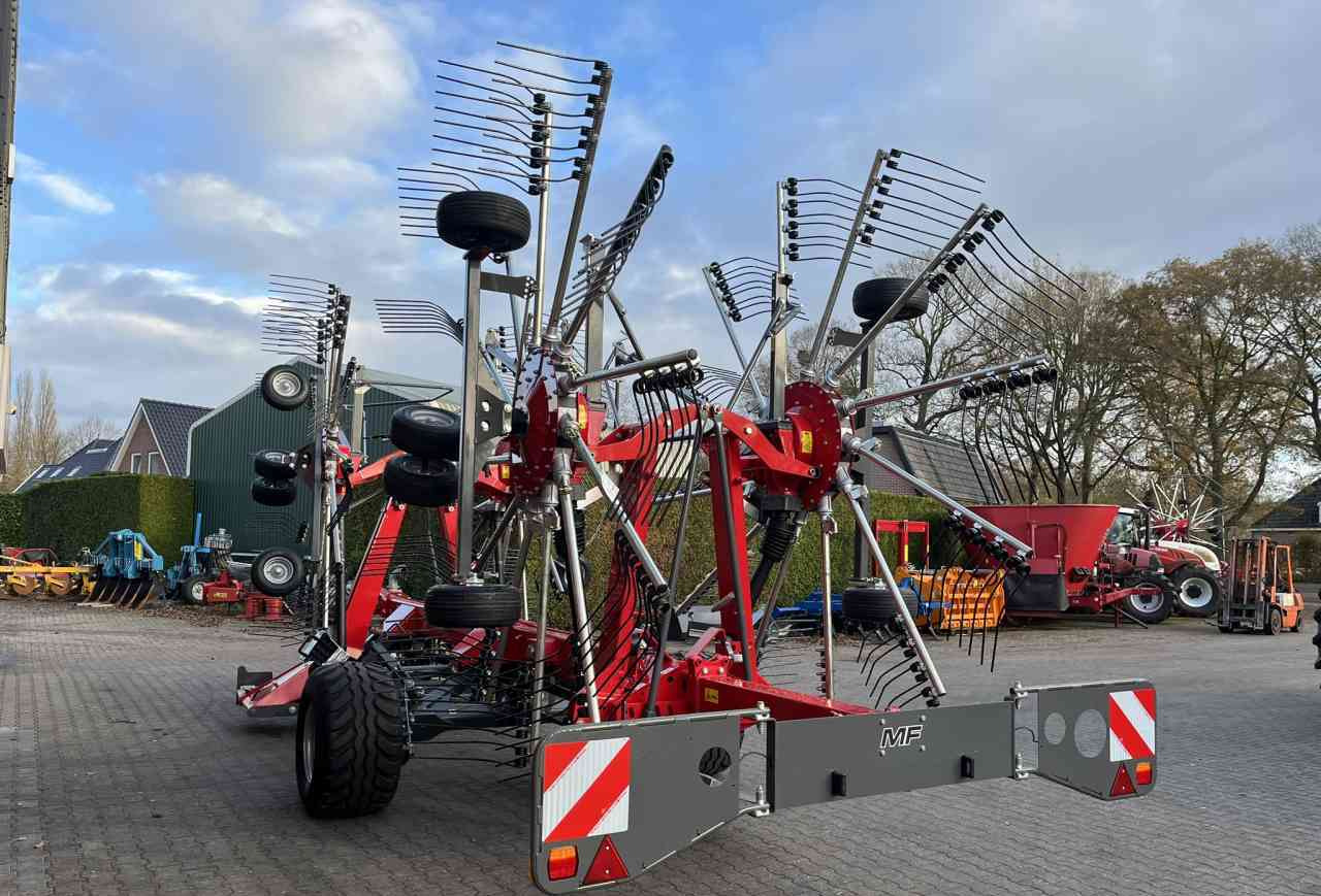 Massey Ferguson RK 1254 TRC Gen 2 zwadhark weidebouwmachines - آلة تيبيس العشب/ آلة جمع العشب: صورة 5 Massey Ferguson RK 1254 TRC Gen 2 zwadhark weidebouwmachines - آلة تيبيس العشب/ آلة جمع العشب: صورة 5