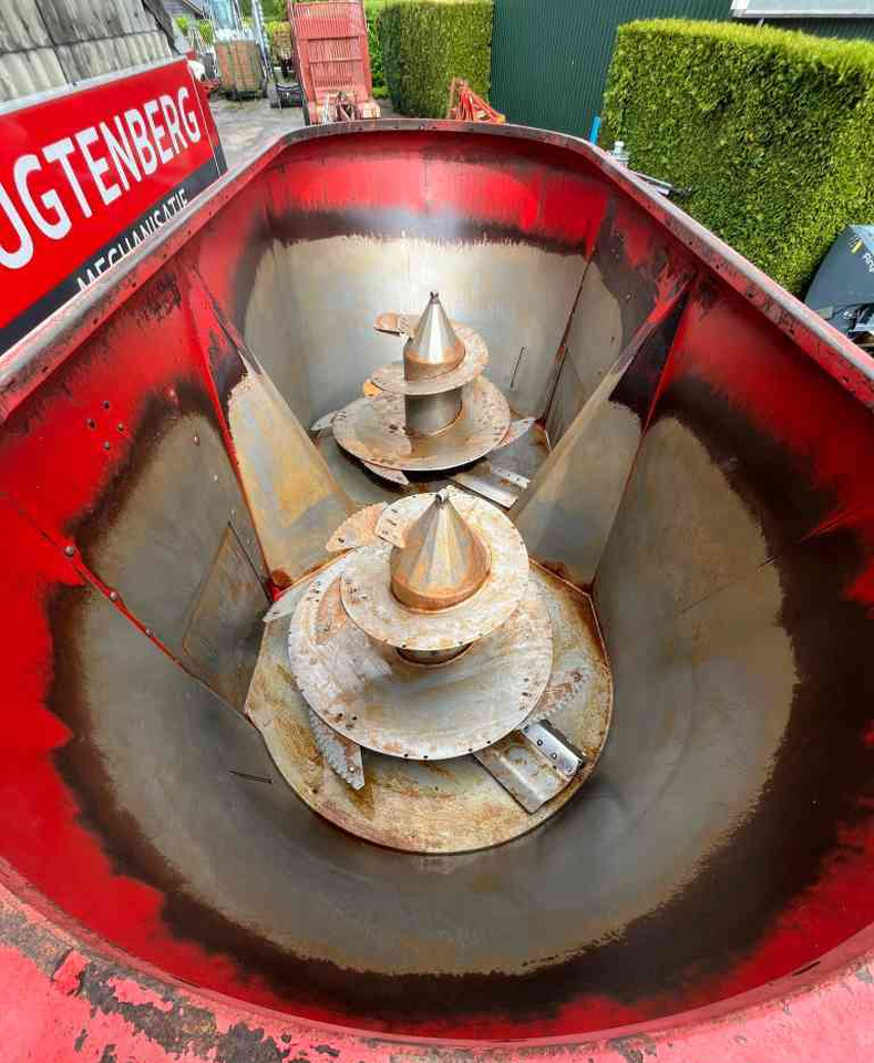 Peecon VME 250 Voermengwagen voermachines Peecon VME 250 Voermengwagen voermachines: صورة 6