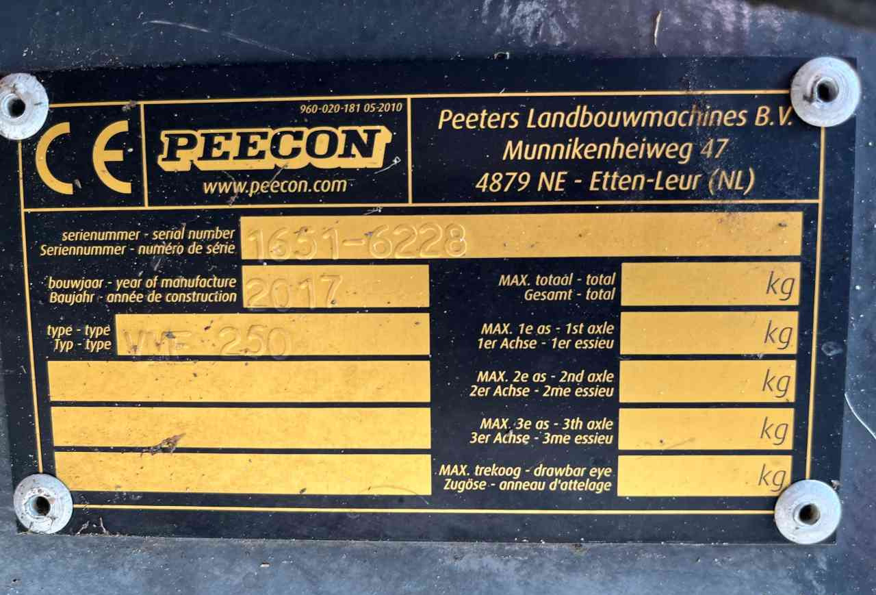 Peecon VME 250 Voermengwagen voermachines Peecon VME 250 Voermengwagen voermachines: صورة 8