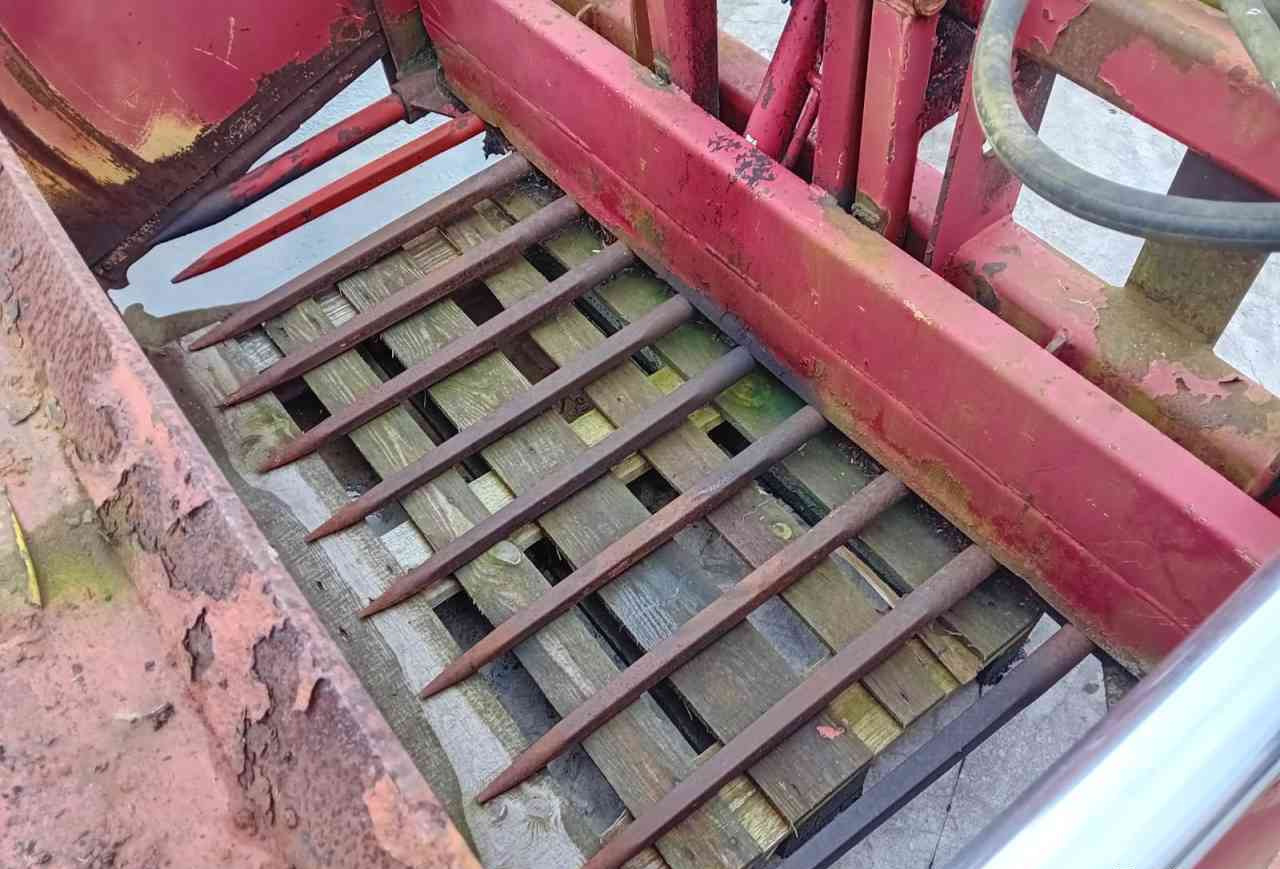 Redrock Alligator 180-100 kuilhapper - معدات السيلاج: صورة 5 Redrock Alligator 180-100 kuilhapper - معدات السيلاج: صورة 5