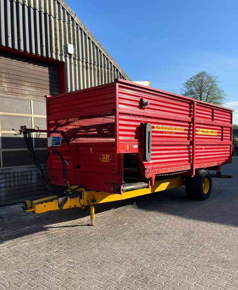 Schuitemaker Feedo 100-20 voerdoseerwagen voerwagen, voermachines - عربة خلط الأعلاف: صورة 2 Schuitemaker Feedo 100-20 voerdoseerwagen voerwagen, voermachines - عربة خلط الأعلاف: صورة 2