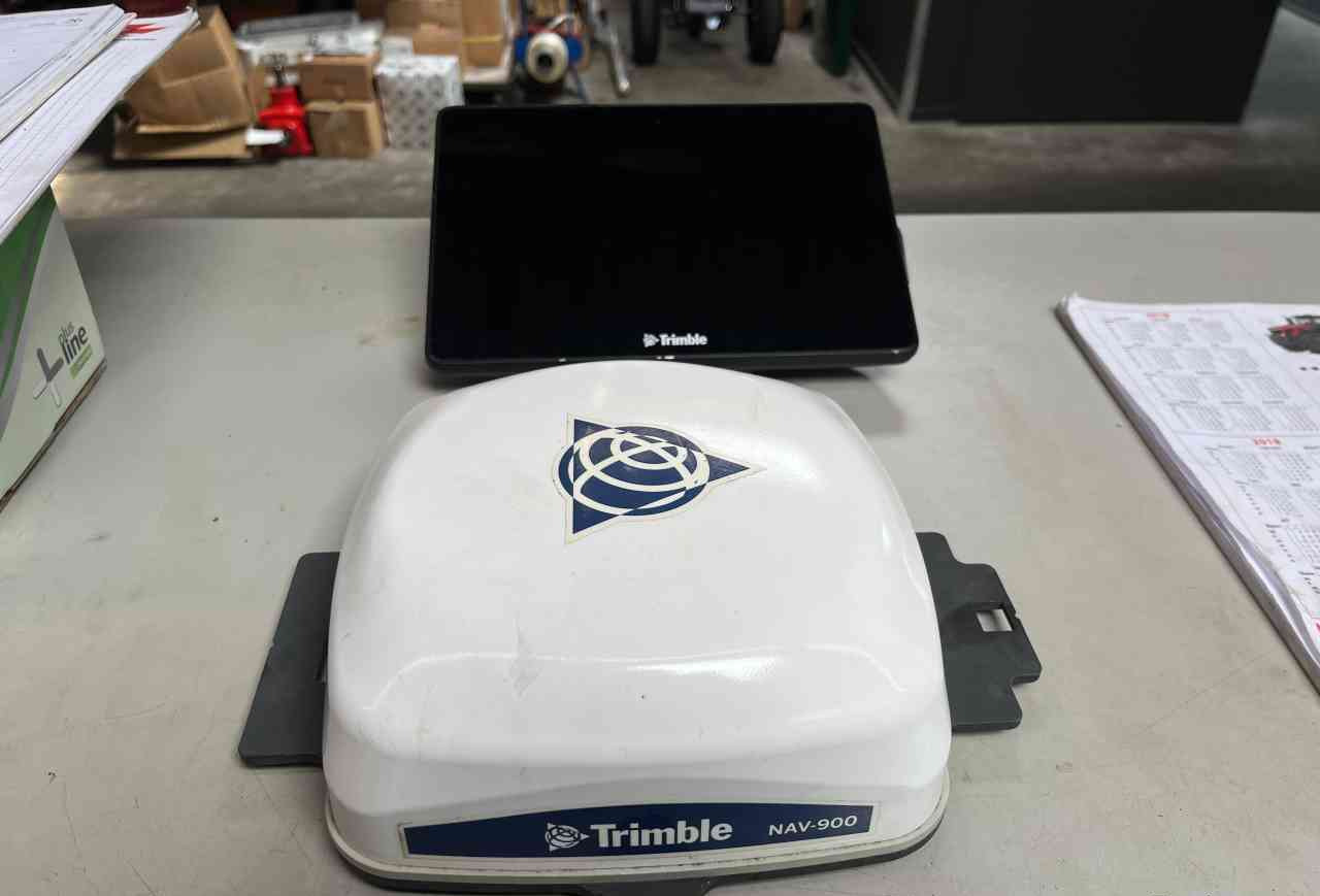 Trimble GFX 750 GPS systeem tractoren - نظام ملاحة - الآلات الزراعية: صورة 4 Trimble GFX 750 GPS systeem tractoren - نظام ملاحة - الآلات الزراعية: صورة 4