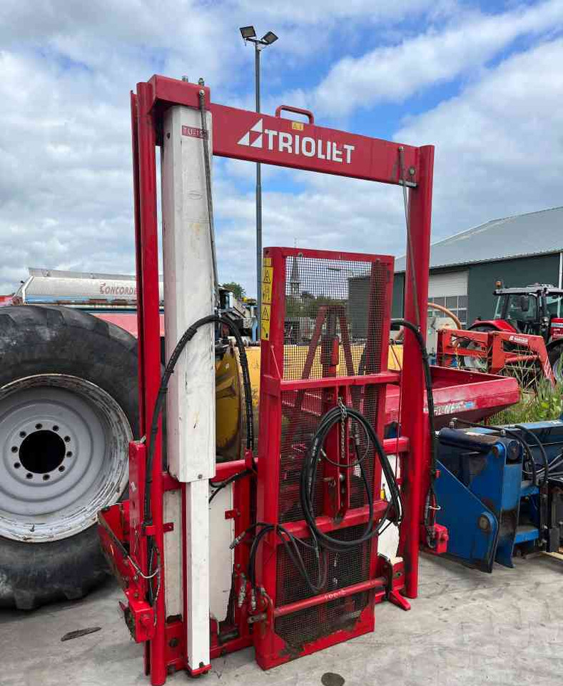 Trioliet TU195 Kuilvoersnijder kuilsnijder voermachines - معدات السيلاج: صورة 2 Trioliet TU195 Kuilvoersnijder kuilsnijder voermachines - معدات السيلاج: صورة 2
