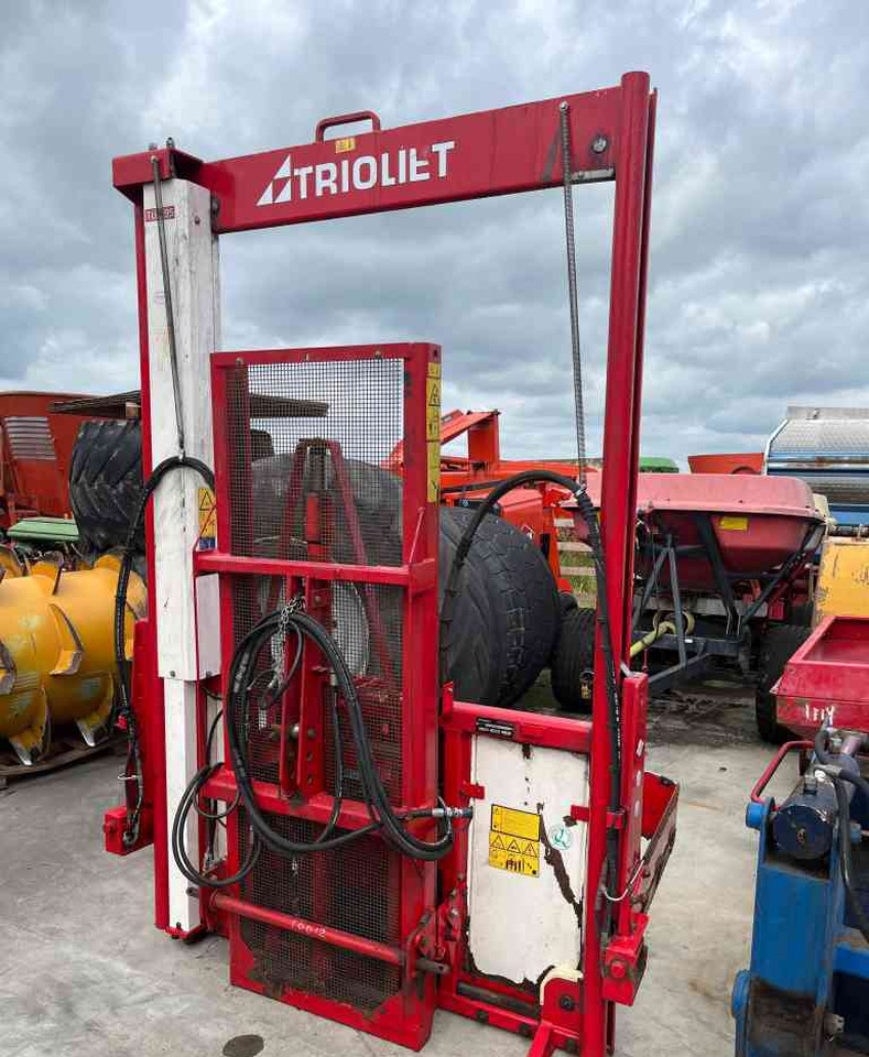 Trioliet TU195 Kuilvoersnijder kuilsnijder voermachines - معدات السيلاج: صورة 3 Trioliet TU195 Kuilvoersnijder kuilsnijder voermachines - معدات السيلاج: صورة 3
