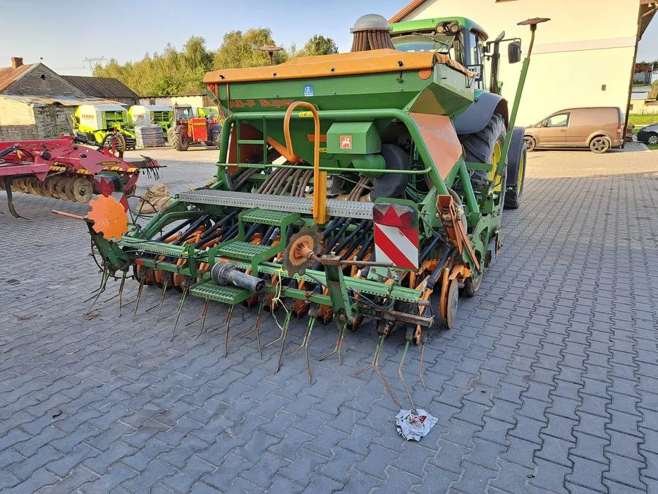 Agregat uprawowo siewny Amazone AD-P 303 KE - آلة البذار متعددة الوظائف: صورة 3 Agregat uprawowo siewny Amazone AD-P 303 KE - آلة البذار متعددة الوظائف: صورة 3