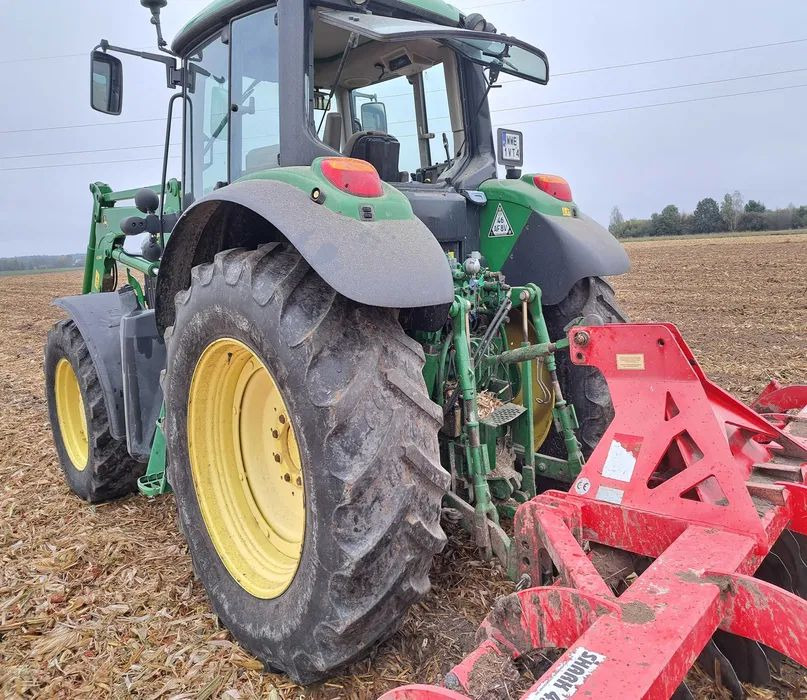 Ciągnik John Deere 6930 ładowacz H340, 2012 rok Power Quad - جرار: صورة 3 Ciągnik John Deere 6930 ładowacz H340, 2012 rok Power Quad - جرار: صورة 3