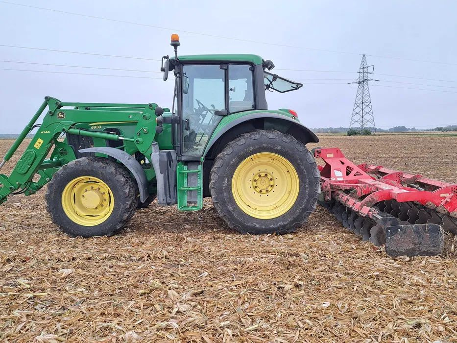 Ciągnik John Deere 6930 ładowacz H340, 2012 rok Power Quad - جرار: صورة 1 Ciągnik John Deere 6930 ładowacz H340, 2012 rok Power Quad - جرار: صورة 1