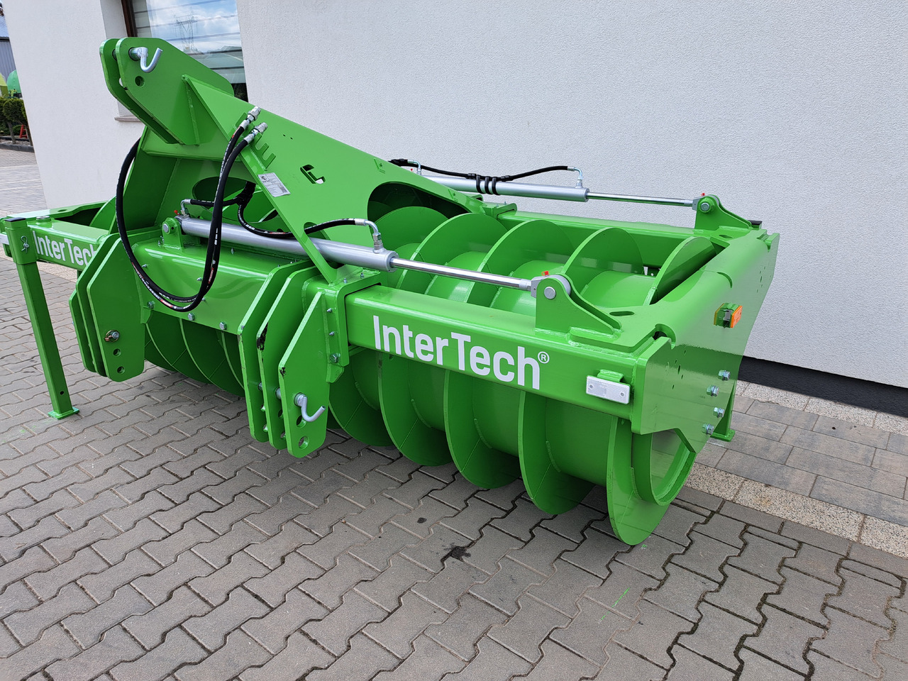 INTER-TECH 3.0m wał dogniatający - اسطوانة المزرعة: صورة 2 INTER-TECH 3.0m wał dogniatający - اسطوانة المزرعة: صورة 2