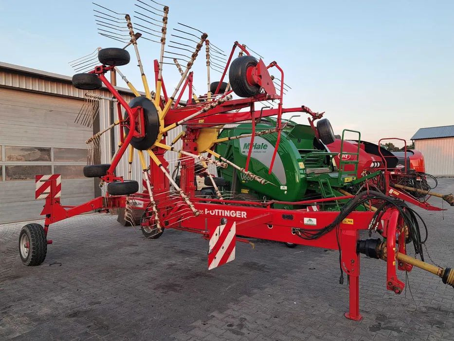 Zgrabiarka Pottinger EUROTOP 771A jak nowa 100% oryginał - آلة تيبيس العشب/ آلة جمع العشب: صورة 5 Zgrabiarka Pottinger EUROTOP 771A jak nowa 100% oryginał - آلة تيبيس العشب/ آلة جمع العشب: صورة 5