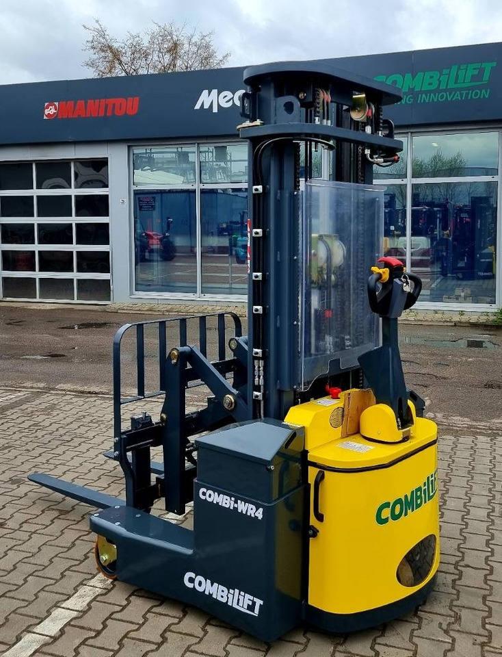 Aisle-Master WR4 - BRAND NEW on stock ! - شاحنة مناولة بأربعة اتجاهات: صورة 2 Aisle-Master WR4 - BRAND NEW on stock ! - شاحنة مناولة بأربعة اتجاهات: صورة 2
