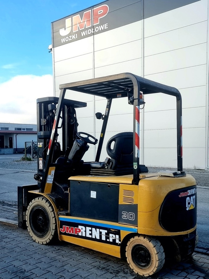 CAT EP 30 K PAC BATTERY YOM2021 - رافعة شوكية كهربائية: صورة 4 CAT EP 30 K PAC BATTERY YOM2021 - رافعة شوكية كهربائية: صورة 4