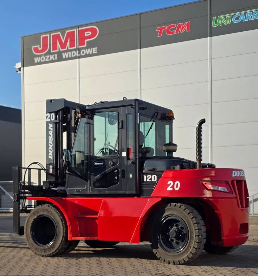 Doosan D90/120 S-7 - رافعة شوكية ديزل: صورة 4 Doosan D90/120 S-7 - رافعة شوكية ديزل: صورة 4