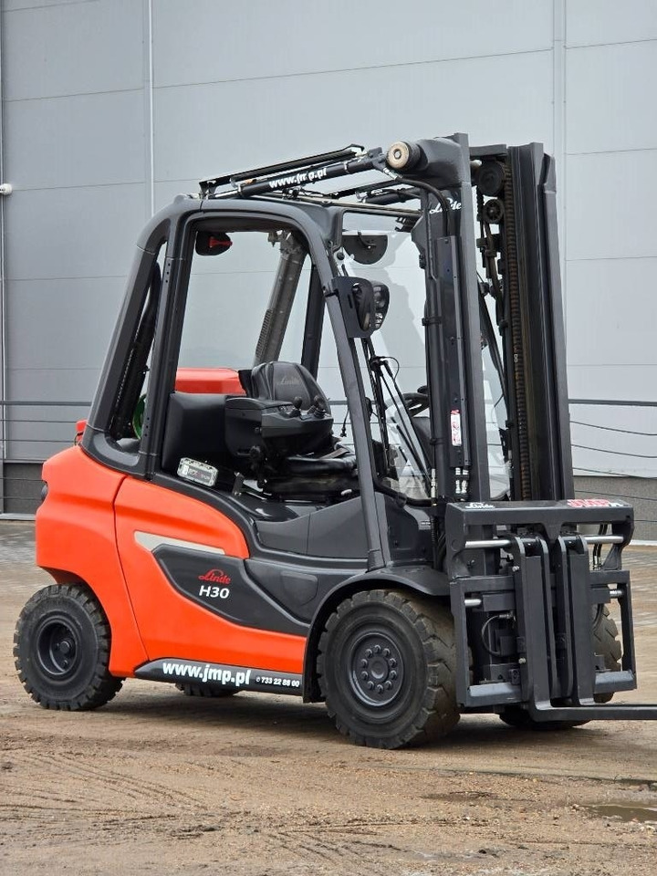 Linde H30T-01 - رافعة شوكية تعمل بالغاز: صورة 4 Linde H30T-01 - رافعة شوكية تعمل بالغاز: صورة 4