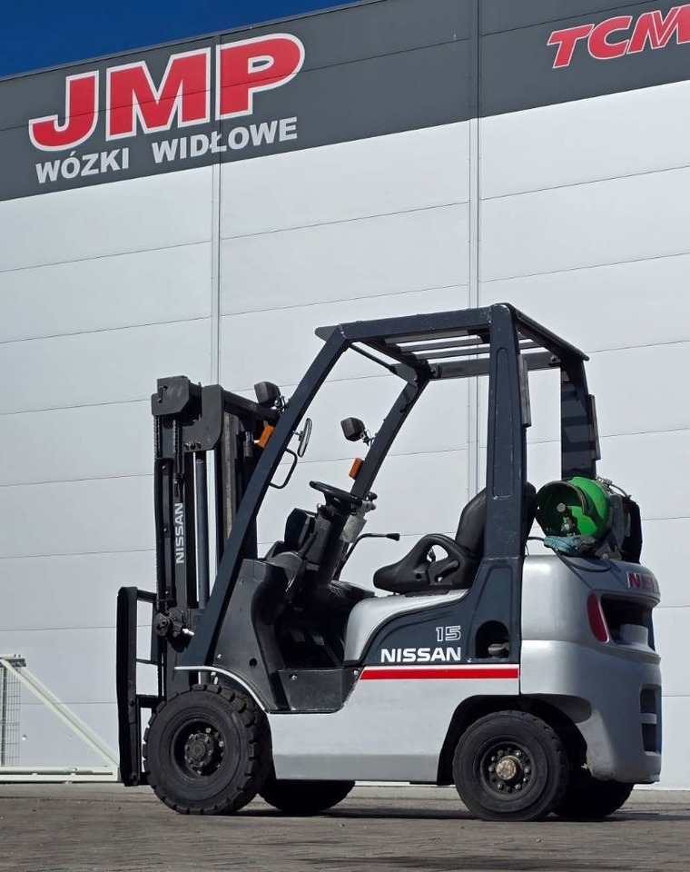 Nissan L01A15 - رافعة شوكية تعمل بالغاز: صورة 1 Nissan L01A15 - رافعة شوكية تعمل بالغاز: صورة 1