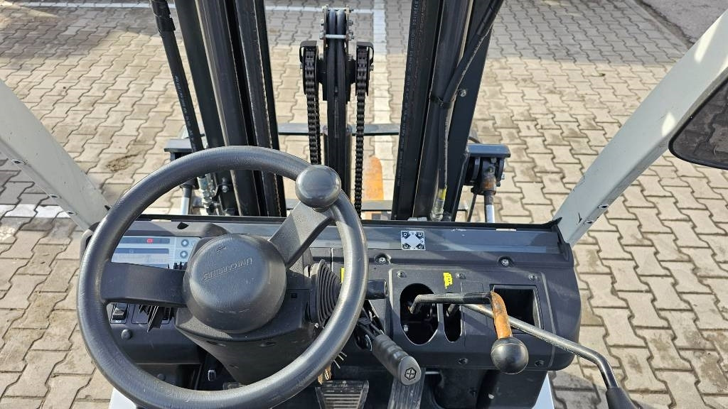 رافعة شوكية تعمل بالغاز UniCarriers DX 18 P1D1A18LQ: صورة 7