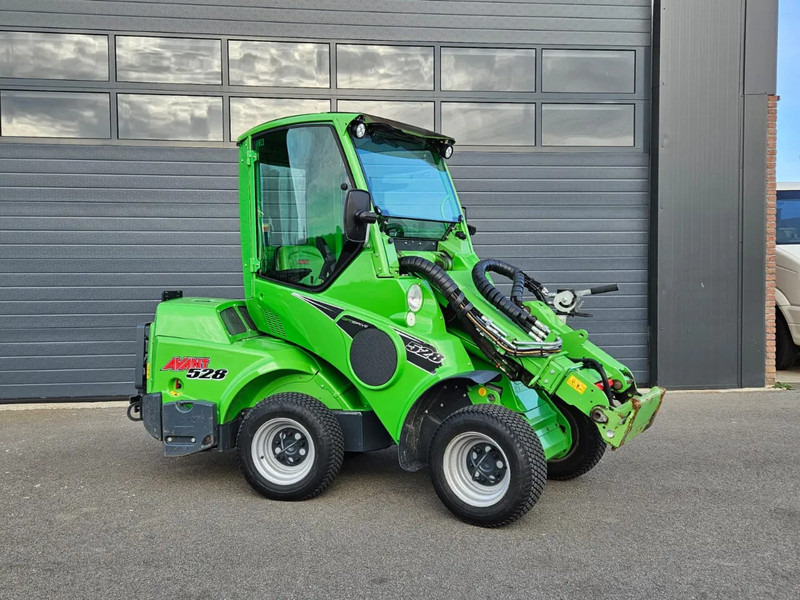Avant 528 mini-shovel met DLX Cabine - اللودر المجنزر صغير: صورة 3 Avant 528 mini-shovel met DLX Cabine - اللودر المجنزر صغير: صورة 3