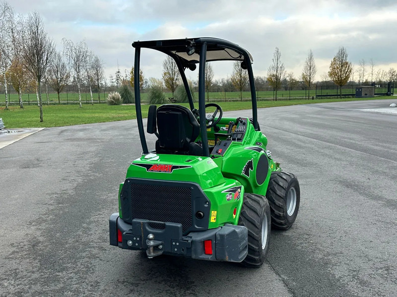 Avant 635i mini-shovel - اللودر المجنزر صغير: صورة 4 Avant 635i mini-shovel - اللودر المجنزر صغير: صورة 4