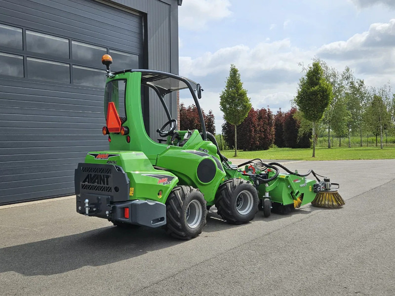 Avant 645i Rental mini-shovel - اللودر المجنزر صغير: صورة 4 Avant 645i Rental mini-shovel - اللودر المجنزر صغير: صورة 4