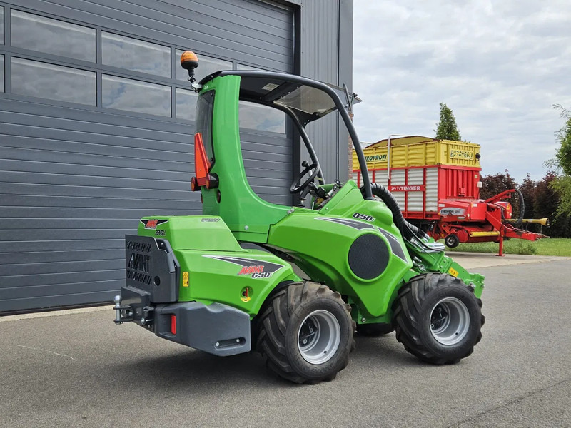 Avant 650i Rental mini-shovel - اللودر المجنزر صغير: صورة 3 Avant 650i Rental mini-shovel - اللودر المجنزر صغير: صورة 3