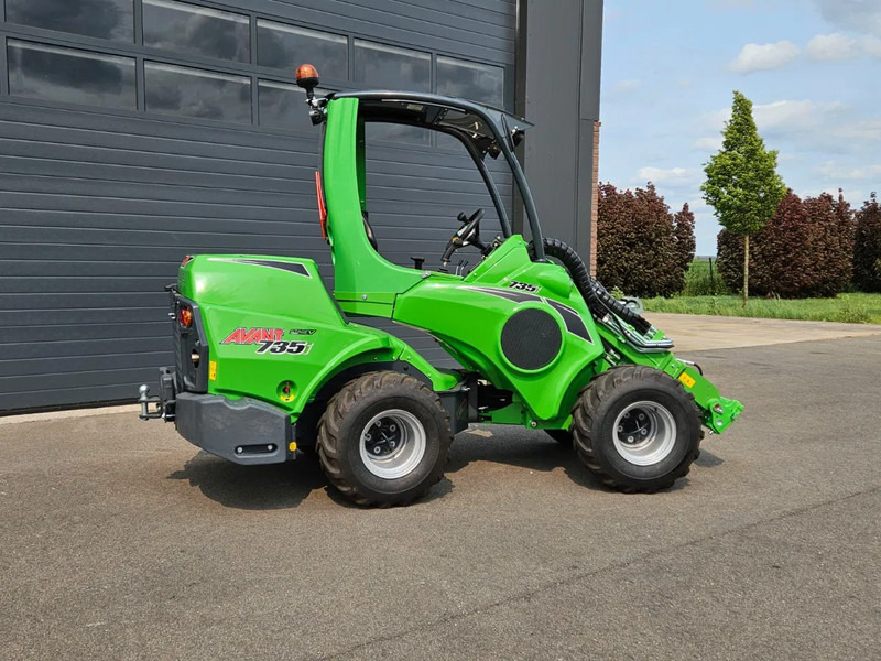 Avant 735i TDL + mini-shovel - اللودر المجنزر صغير: صورة 3 Avant 735i TDL + mini-shovel - اللودر المجنزر صغير: صورة 3