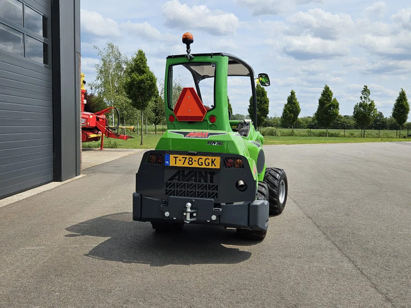 Avant 755i Rental mini-shovel - اللودر المجنزر صغير: صورة 5 Avant 755i Rental mini-shovel - اللودر المجنزر صغير: صورة 5